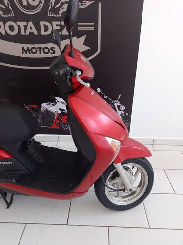 Imagem 3 de 7 de Honda Lead 110