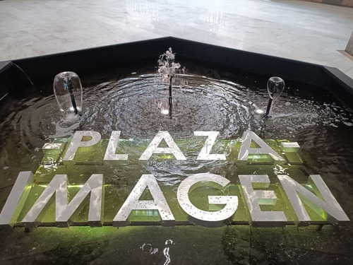 Invierte En Exito, Local Comercial En Plaza Imagen, Jardines De La Montaña
