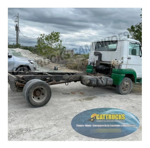 Imagem 7 de 15 de Volkswagen 8-150 3x4 Ano 2012