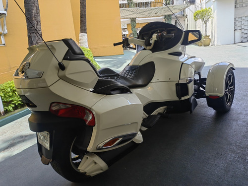 Can Am Spyder