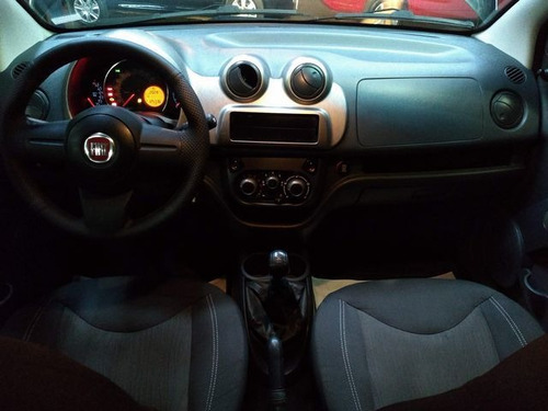 Fiat Uno Evo Way Preto 1.0/8v - 2012/2013