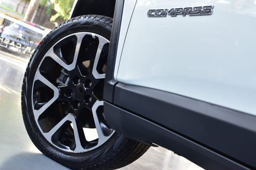 Jeep Compass 2.4 Limited Plus - Car Cash