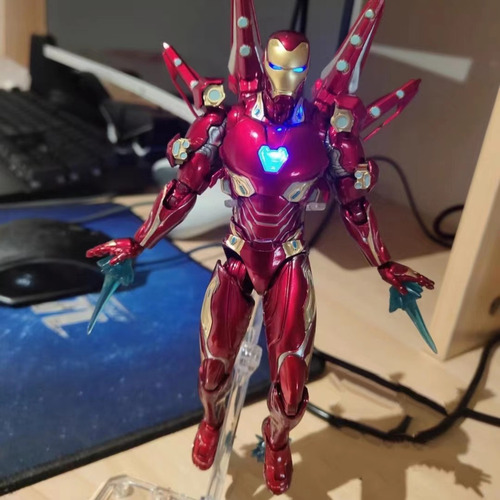 Modelo De Adorno Iron Man Mk50