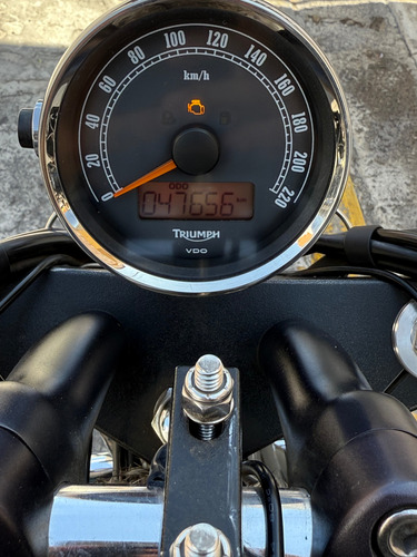 Motocicleta Triumph Speedmaster Color Gris Nardo