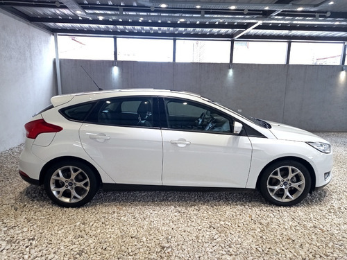Imagen 4 de 13 de Ford Focus Iii Se Plus Full 2.0n 5ptas | 2015