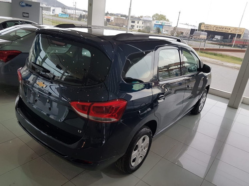 Imagen 13 de 19 de Chevrolet Spin 1.8 Lt 5 Asientos 2022