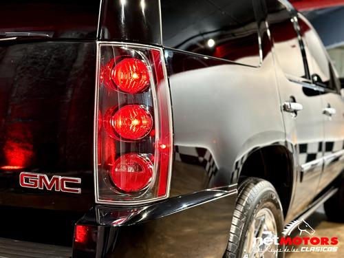GMC Yukon 6.2 C Denali 403 Hp 4x4 At