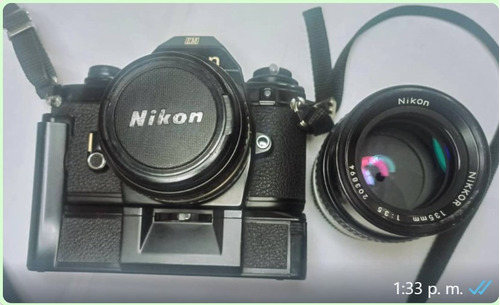 Cámara Nikon. Em 50mm + Lente 135mm + Disparador Automático