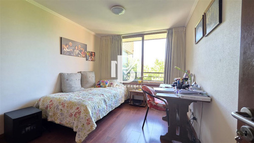 Departamento En Venta 4 Dormitorios. Las Condes
