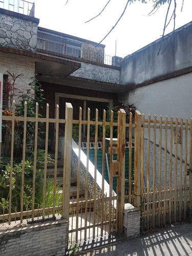 Imagen 3 de 5 de Venta En Block. Dos Viviendas De 3 Ambientes. Liniers