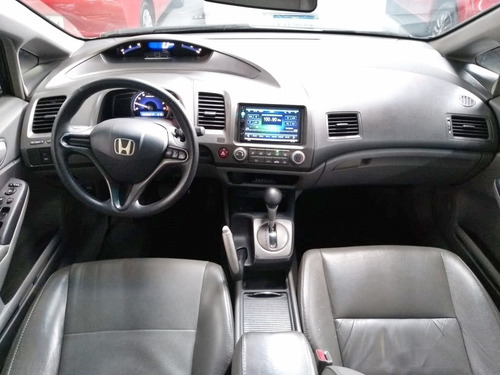 Imagem 3 de 9 de Honda