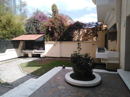 Casa En Venta En Del Carmen Coyoacán