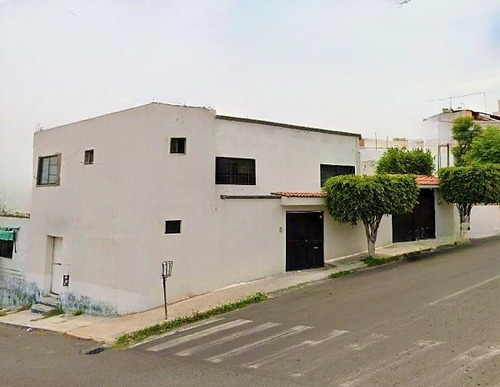 Casa En Venta En Paseo De Londres, El Pueblito, Querétaro/ Recuperación Bancaria Laab1