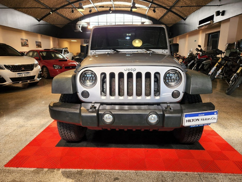 Imagen 7 de 15 de Jeep Wrangler Sport Motor 3.6 Hilton Motors Co