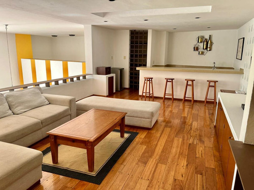 Imagen 9 de 28 de Expectacular Casa En Venta En Villa Verdún Frente A Un Bello Parque.
