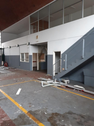 Venta Local Industrial/depósito Atahualpa Con Renta