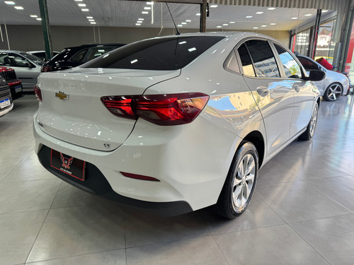 Chevrolet Onix plus 1.0 Lt 4p