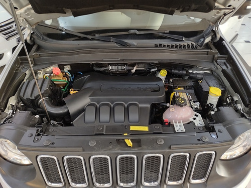 Imagem 6 de 15 de Jeep Renegade Sport 1.8 16v Flex 4p Automática C/ Couro