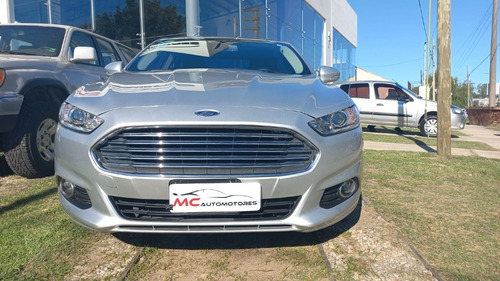 Imagen 2 de 9 de Ford Mondeo Se 2015