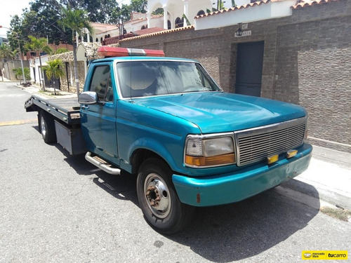 Ford F-350 Grua