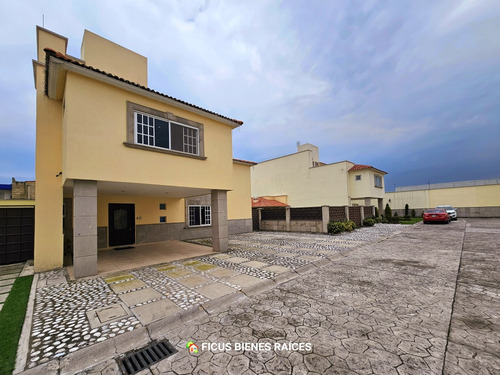 Casa En Venta En Metepec