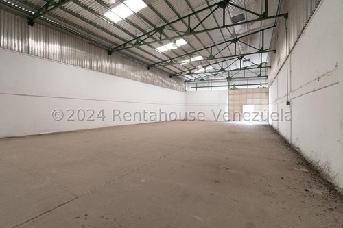 Venta De Galpones Con Planta De Premezcla Para Harinas. Ljsa 25-620