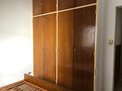 Imagen 4 de 10 de Depto 4 Amb + Escritorio Con 3 Patios!!!baño Y Toilete - Cocina Comedor!