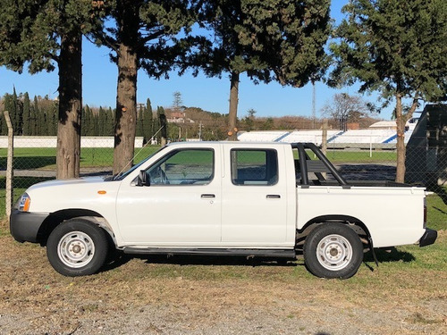 Nissan Frontier Np 300 2.4 4x2 Doble Cabina Desde 11200