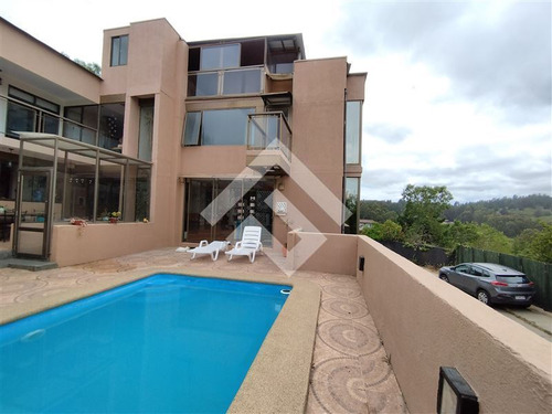 Casa En Venta Los Almendros, Reñaca, 5d Y 4b, Viña Del Mar