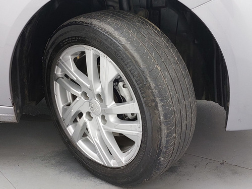 Peugeot 208 1.6 16V FLEX ACTIVE AT6