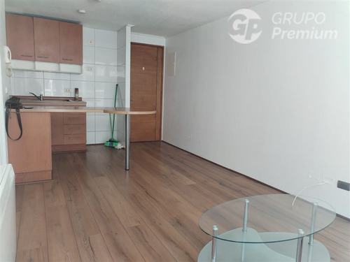 Departamento En Arriendo De 1 Dorm. En Santiago