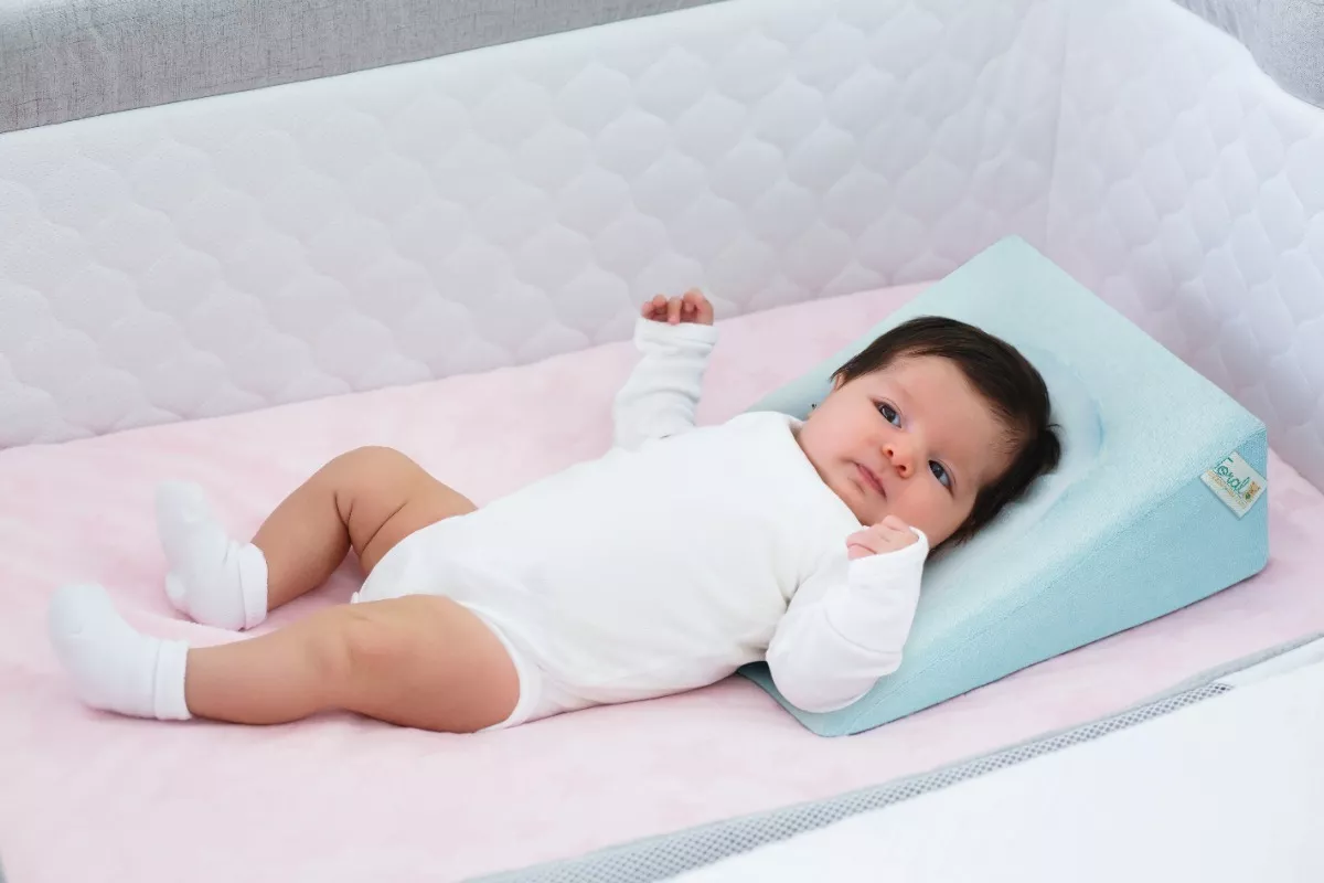 Tercera imagen para búsqueda de almohada antireflujo bebe