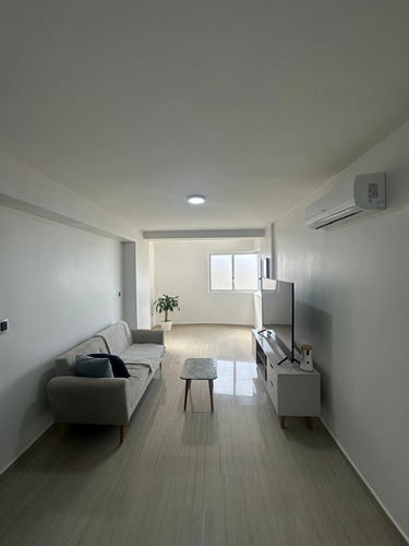 Apartamento En Prebo, Resid. Agua Viva 2. Tipo Estudio. Lm.p