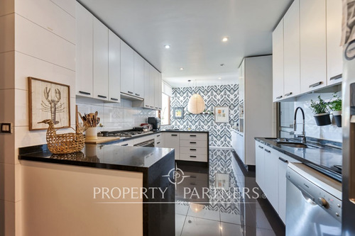 Moderno Penthouse Con Vista Despejada