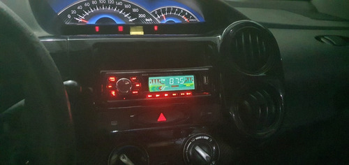 Imagem 3 de 15 de Toyota Etios