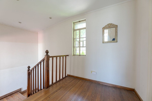 Venta/permuta Casa De 3 Dormitorios B. Parque