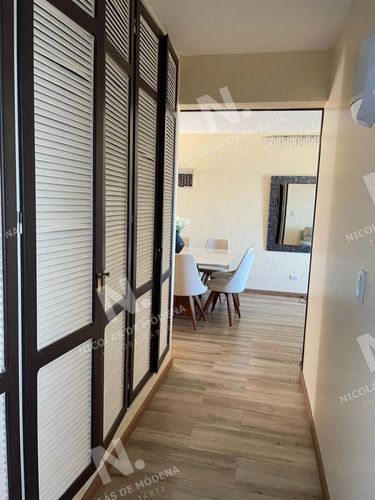 Imagen 9 de 12 de Apartamento En Playa Brava, Punta Del Este Con Vista Al Mar - Punta Del Este Brava
