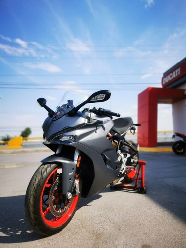 Imagen 1 de 7 de Ducati Supersport 2020