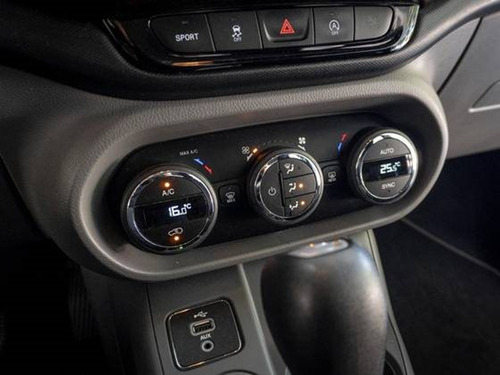 Fiat Toro 2.4 16V MULTIAIR FLEX VOLCANO AT9