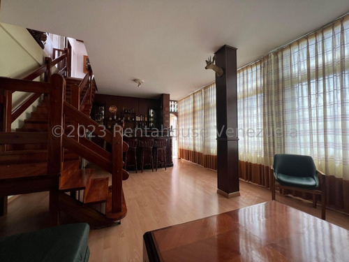 Imagen 2 de 30 de Casa En Venta En Colinas De La California Caracas Pisos De Marmol Vista Al Avila Economicas Muy Conservada Doble Vigilancia Remate 23-18970