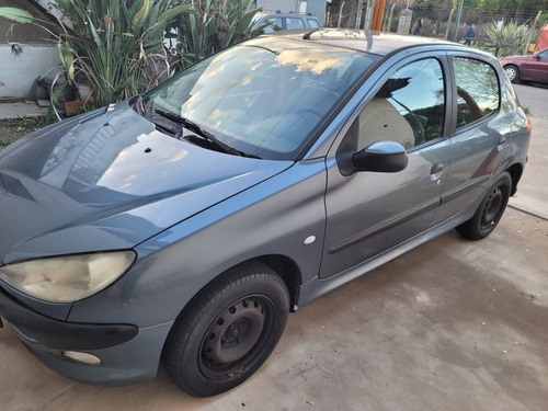 Peugeot 206 1.6 Xr Premium