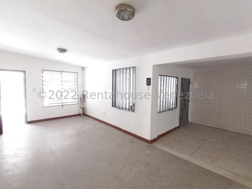 Imagen 14 de 30 de Casas Comercial En Alquiler En Zona Este Nueva Segovia Barquisimeto #23-6730 Daniela Linarez 04245390659