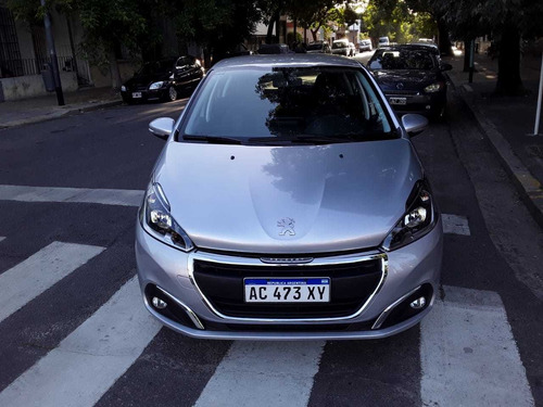 Peugeot 208 1.6 Allure