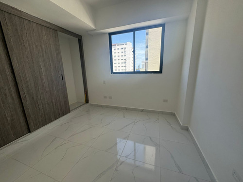 Alquilo Y Vendo Apartamento Con Area Social De 2 Habitaciones En Naco