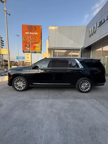 Escalade Esv B Premium Luxury