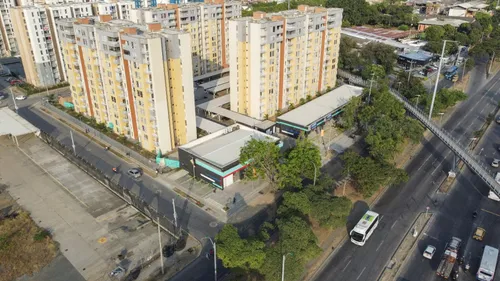 Local En Arriendo En Brisas De Los Álamos. Cod A1023092