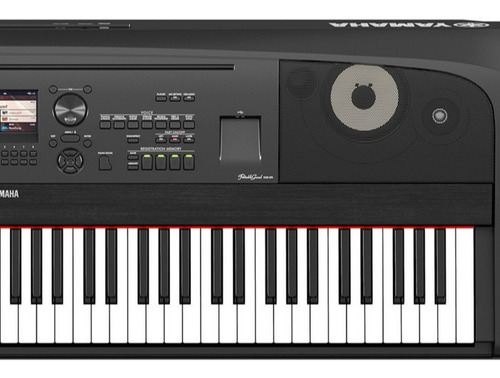 Piano Yamaha Dgx670 Con Mueble + Pedal Y Micrófono Citimusic