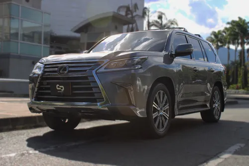 Lexus LX 5.7 570