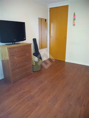 Departamento En Venta De 3 Dorm. En La Reina