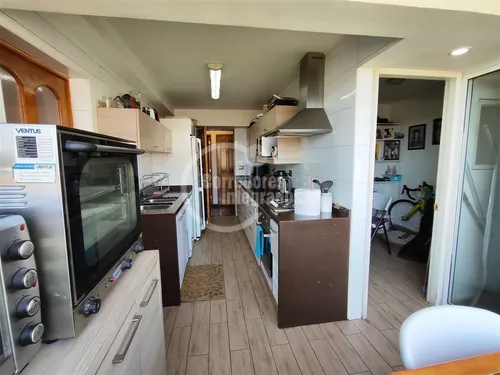 Departamento En Venta De 4 Dorm. En Raúl Labbé Lo Barnechea